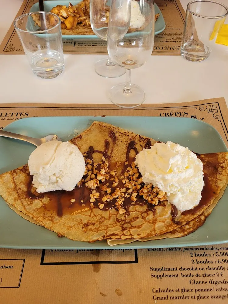 Crêpe Peanuts